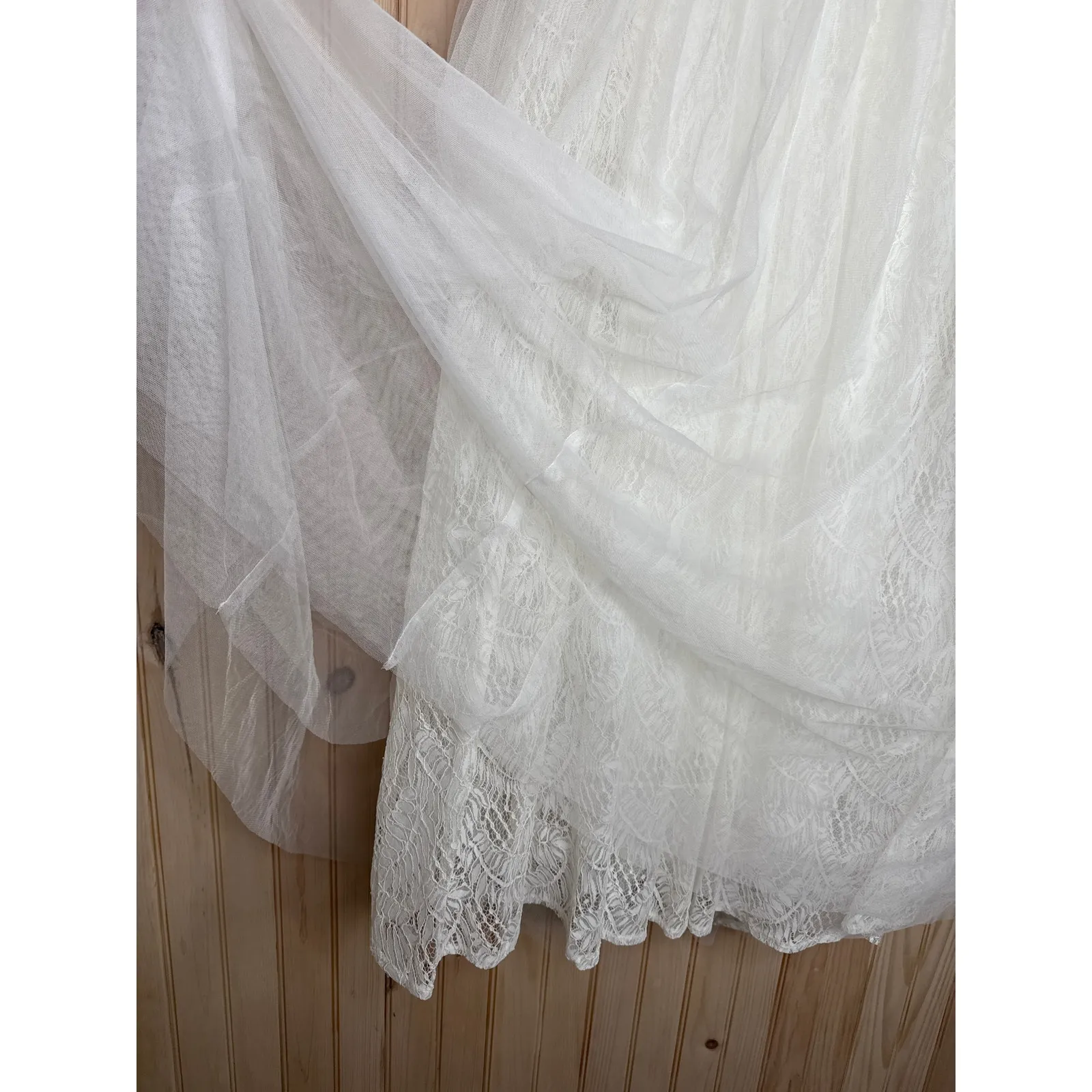 NWT Lulus Blissful Forever White Tulle Lace Strapless Pleated Maxi Dress Size M - Image 5