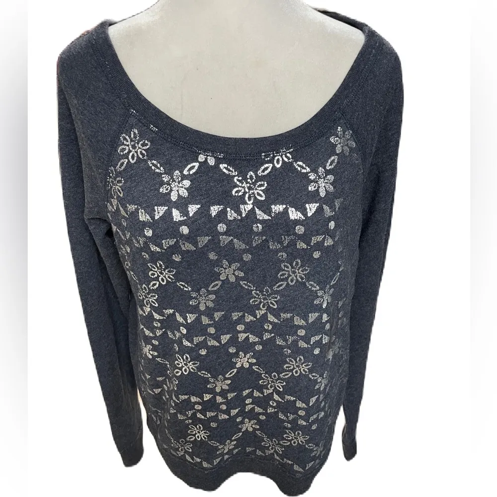 NWT  Heather Blue with Silver Print Long Sleeve Women's Sweatshirt M - Image 2