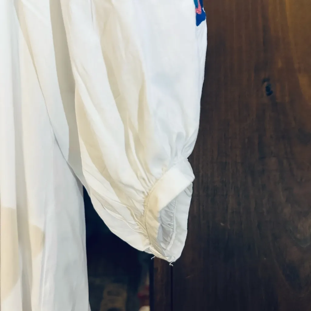 Solitaire Embroidered floral  Boho peasant Blouse Size Large - Image 7