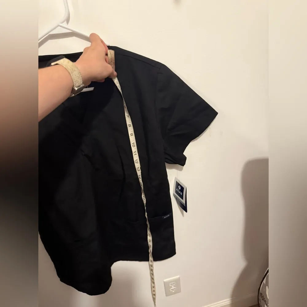 NWT Adar Black Scrub Top - Image 4