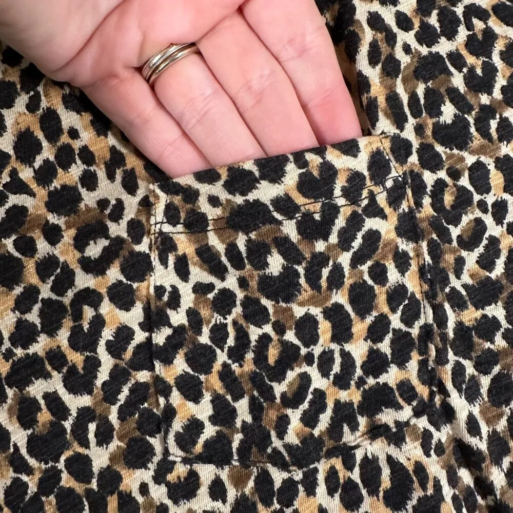 Old Navy Womens Large Leopard Print Easy Tee Shirt Pullover Short Sleeve - Image 4