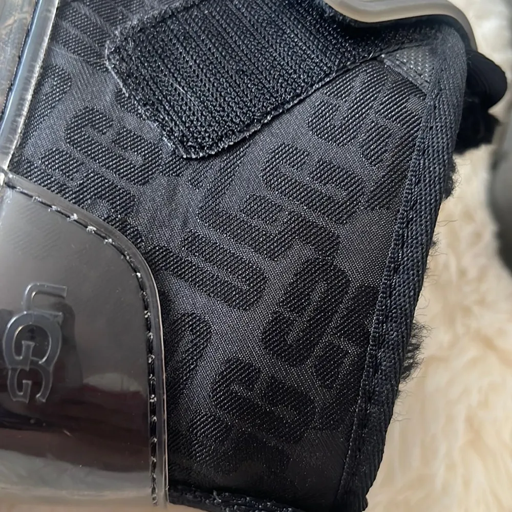 UGG Neumel Graphic Monogram Chukka Boots - Image 8