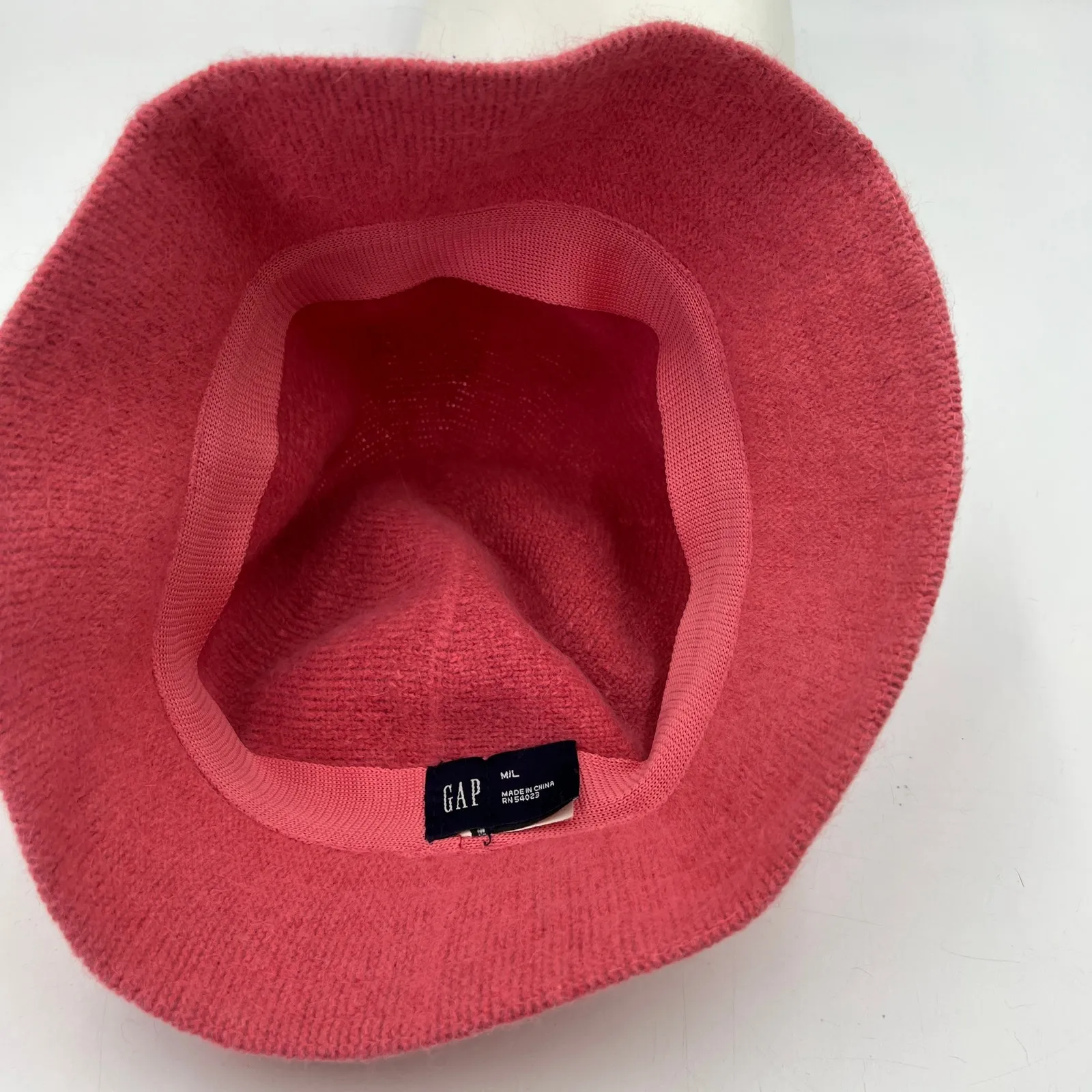 Vintage GAP Bucket Hat Knit Soft Bow Pink Y2K Angora Blend Knit - Image 4
