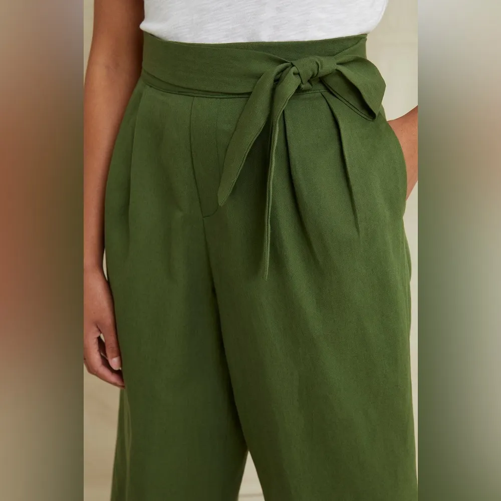 Amour Vert Frankie Cropped Wide Leg Cotton Linen Pants in Terracotta - Image 8