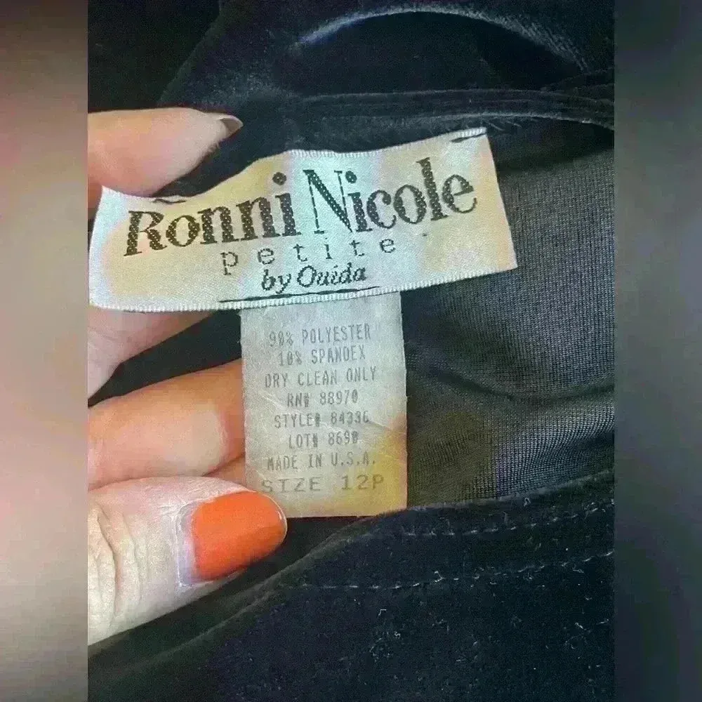 Vintage Ronni Nicole Black Velvet Sparkly Semiformal Maxi Dress Size 12P - Image 8