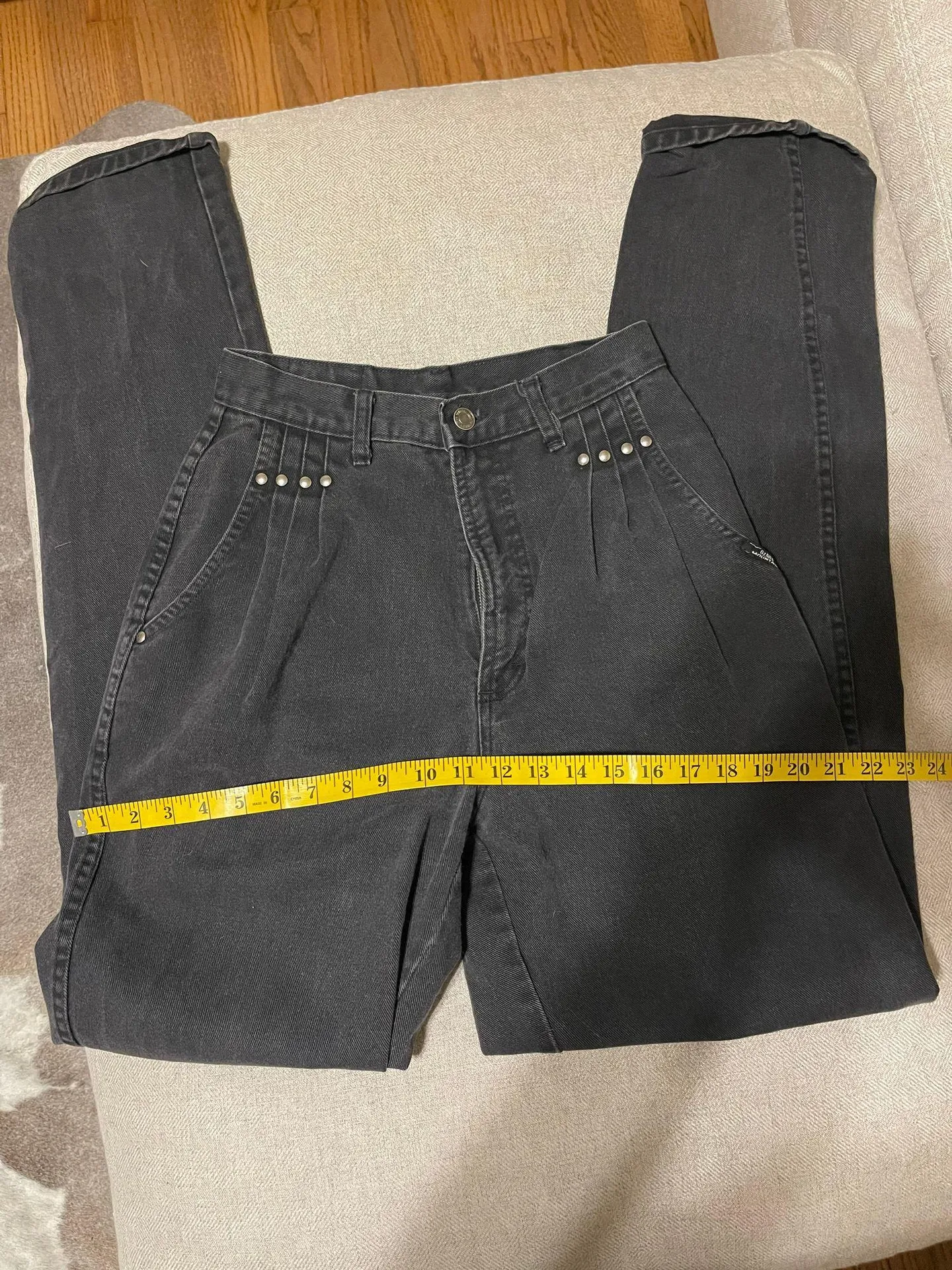 Vintage  Slim Fit Straight Leg Jean - Image 4