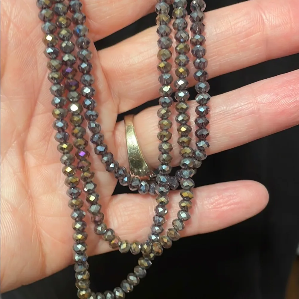 🛞🛞🛞BOGOHO 🛞🛞🛞Elegant Beaded Necklace in Black and Silver - Image 3