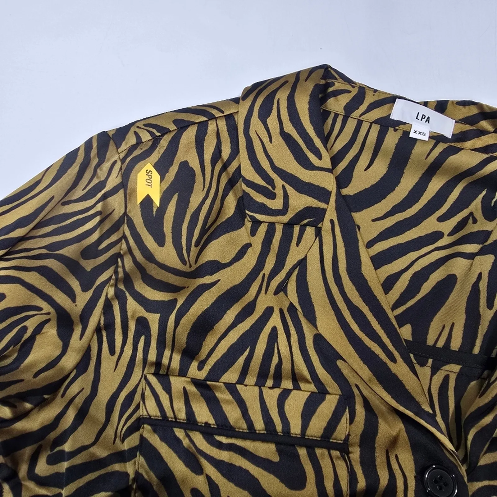LPA Callao Button Down in Tiger XXS - Image 13