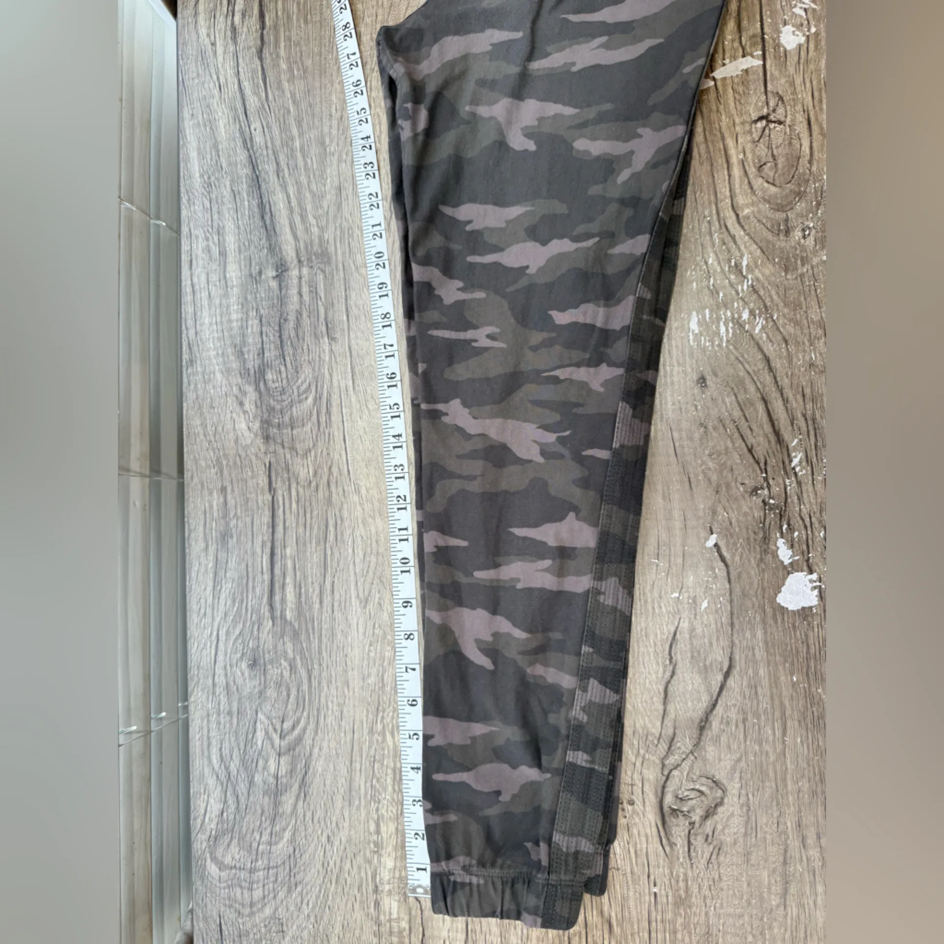ATHLETA Farallon Camo Jogger Pant Camouflage Elastic Waist‎ Pockets size 2 - Image 7