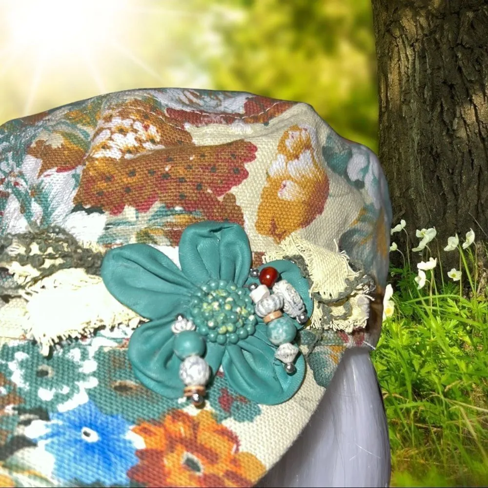 Cute floral embellished cap! - Image 5