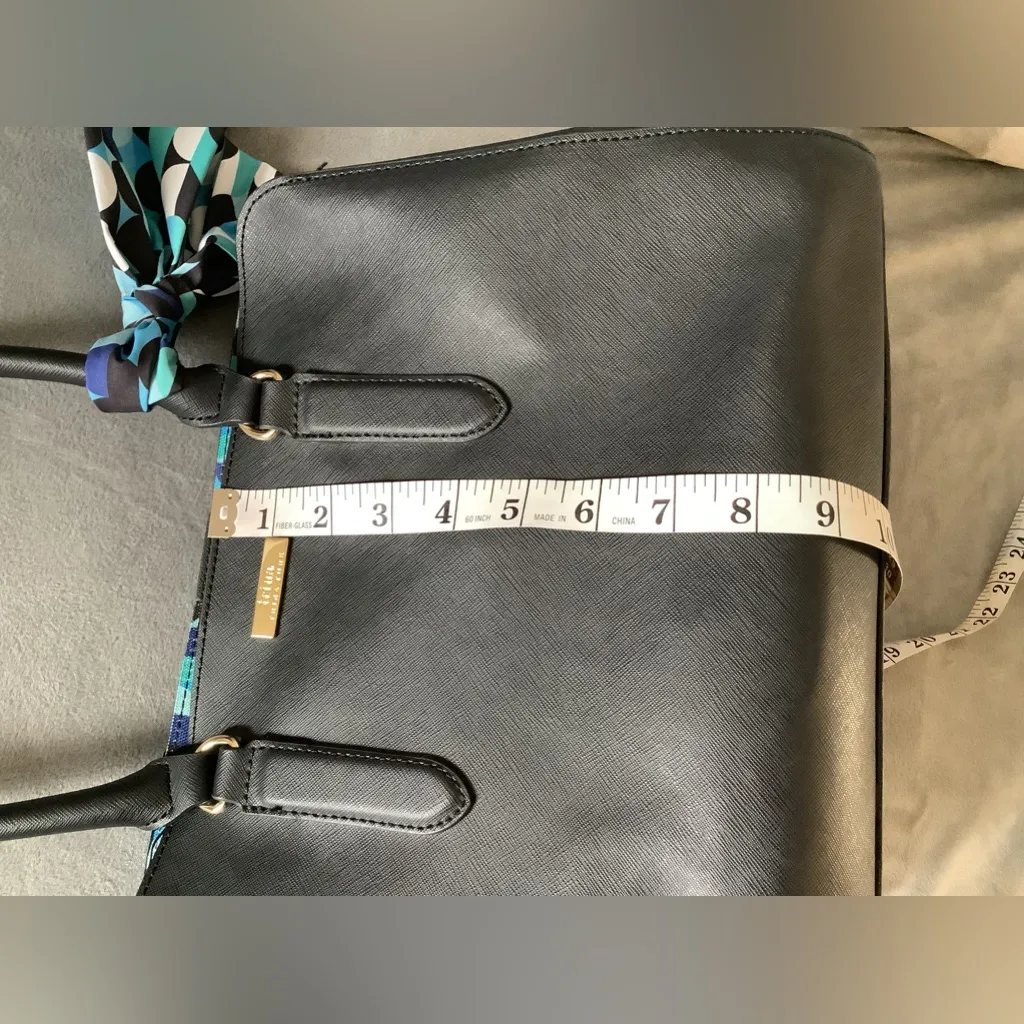 Elegant Trina Turk purse NWOT 🌹 - Image 9