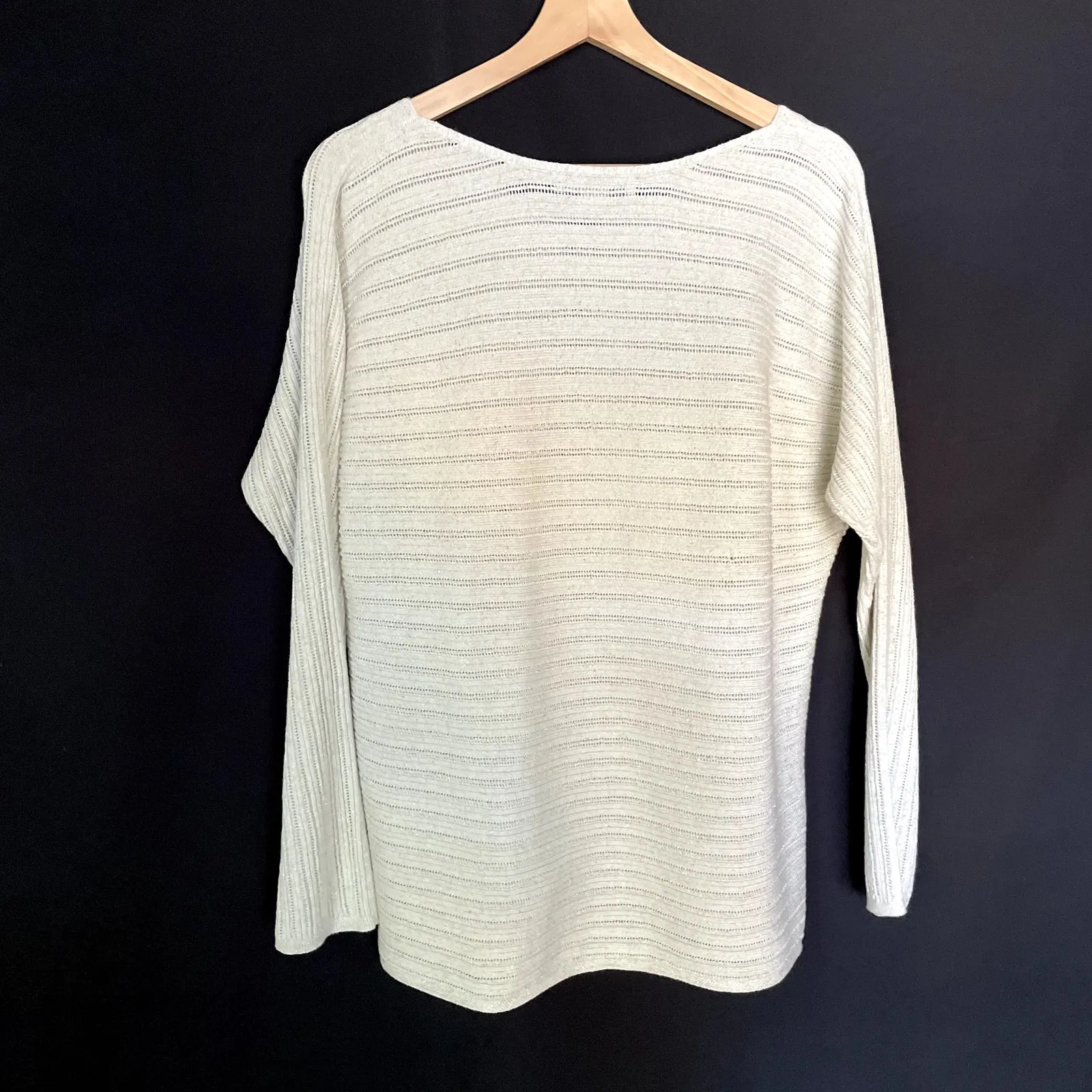 Tommy Bahama metallic knit batwing sweater women's size large beige cream - Image 7