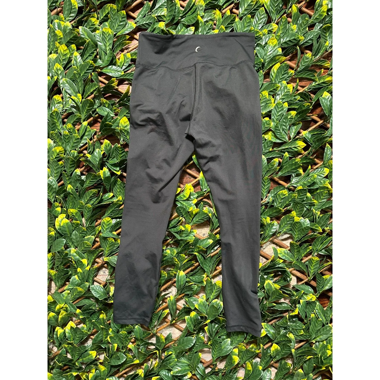 Zyia Active Black Cropped Leggings Size 4 - Image 2