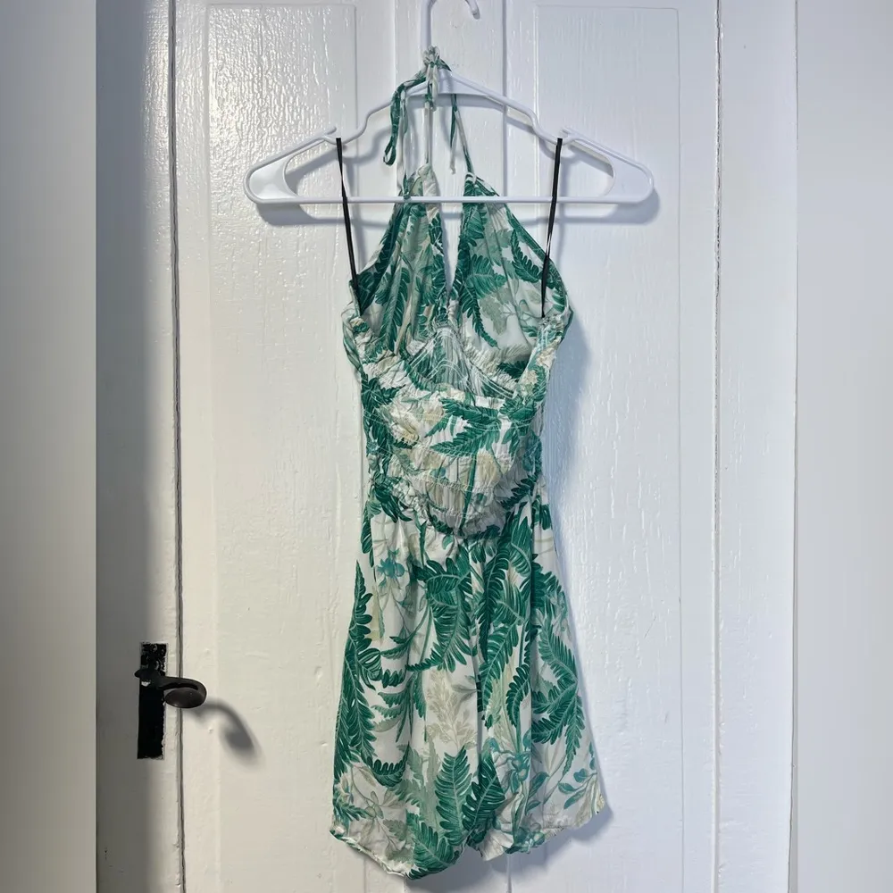 NWT H&M Tropical Green Halterneck Romper size XS - Image 3