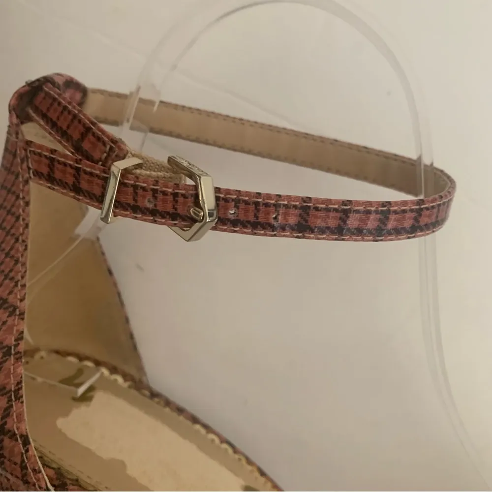 EUC  Yaro Pink Black Plaid Ankle Strap Sandals Size 8M - Image 10