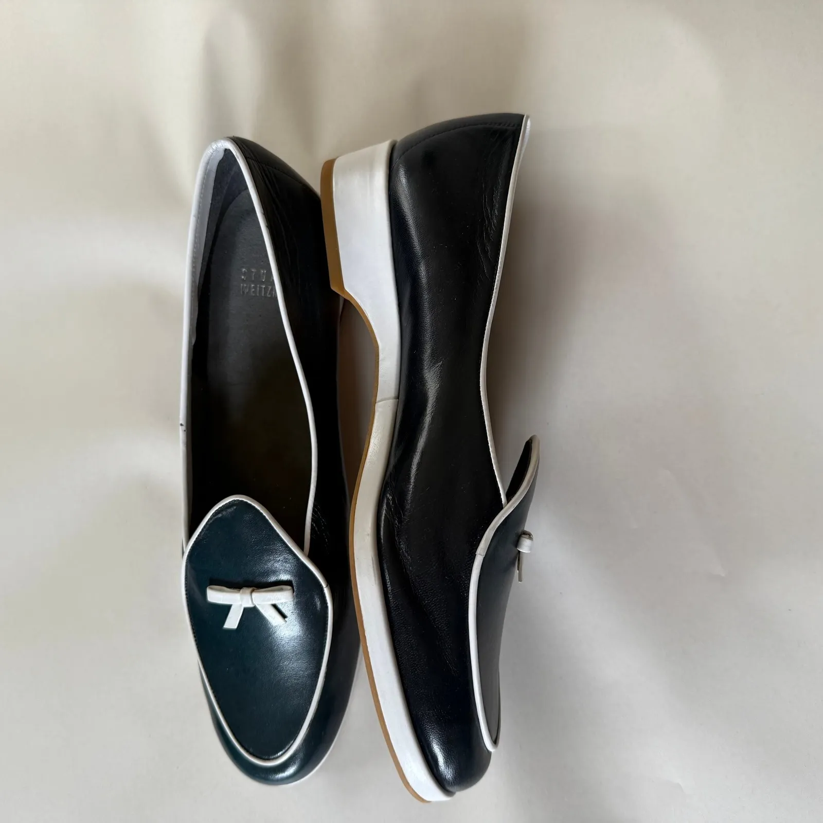 Stuart Weitzman Women Leather Loafers Flats Bow Detail Navy Blue‎ White Trim 10 - Image 6