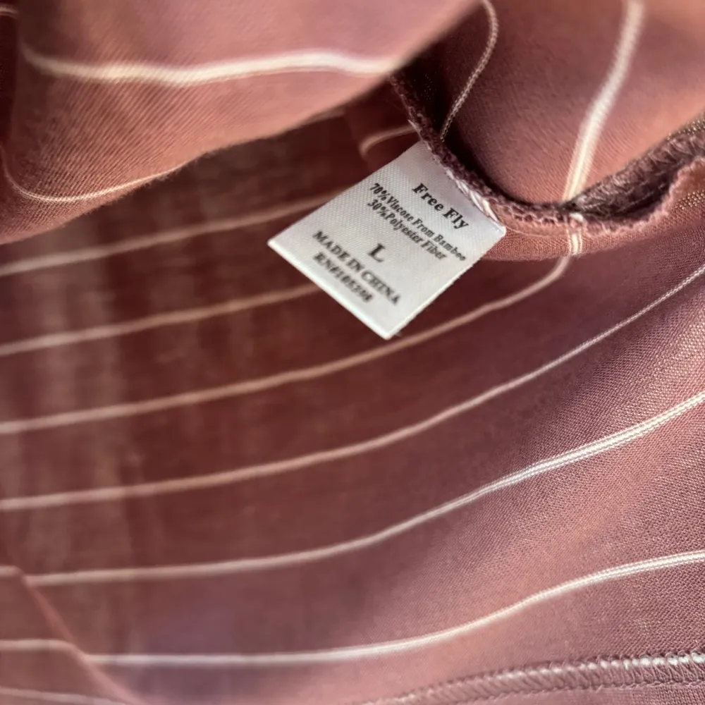 Free Fly Apparel Rose White Stripe 3/4 Sleeve‎ UPF Size Large Sangria Outdoor Pink - Image 5