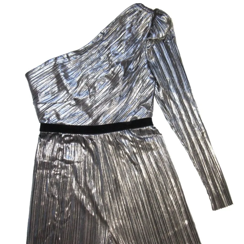 NWT BCBG MaxAzria Metallic One Shoulder Jumpsuit in Gunmetal Pleated Jumper S - Image 6