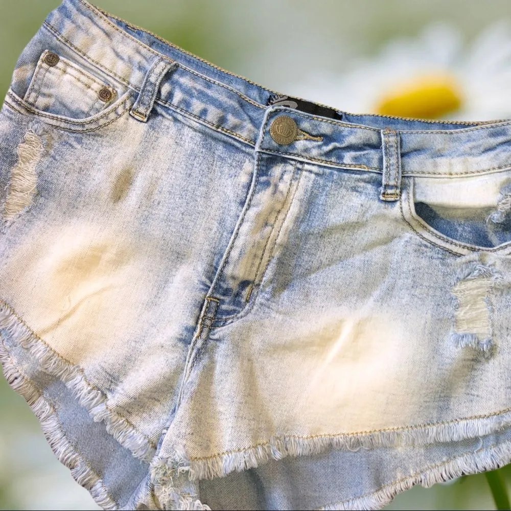 Rock and royal distressed jean shorts Blue Size M - Image 8