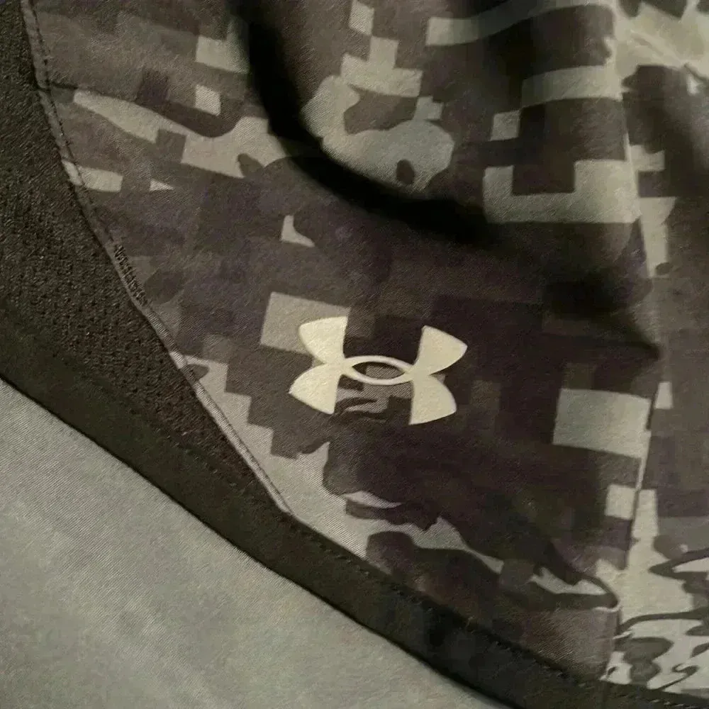 Under Armor Shorts - Image 2