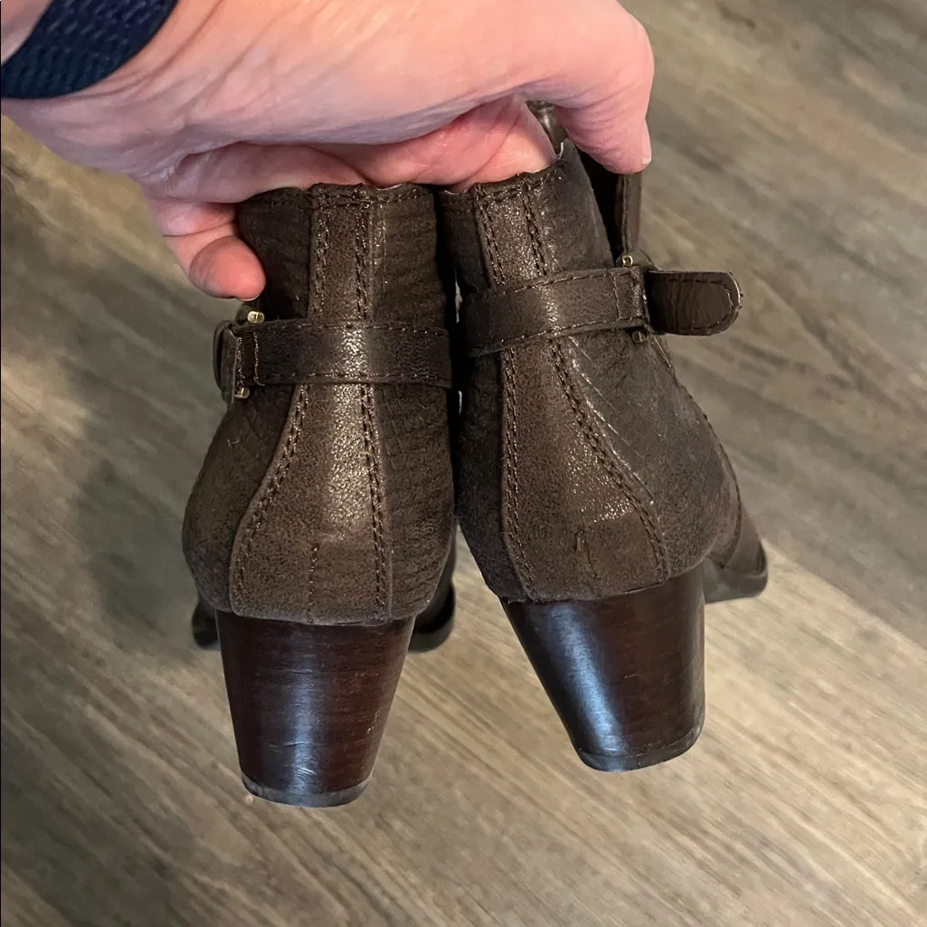 The North Face Rylen Baretraps Heeled Ankle Boots with Side Zipper Size 7 - Image 7