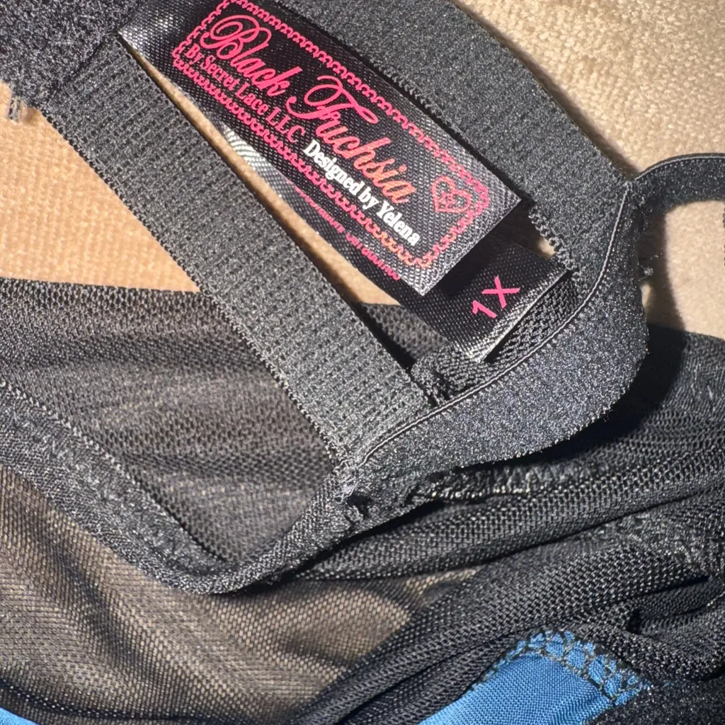 Elegant Black and Blue Lace Chemise Size 1X - Image 9