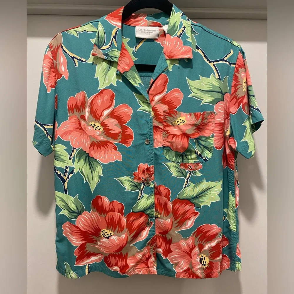 VTG 90s Liz Claiborne Green & Red Tropical Floral Button-Up Collared Shirt - SP - Image 3