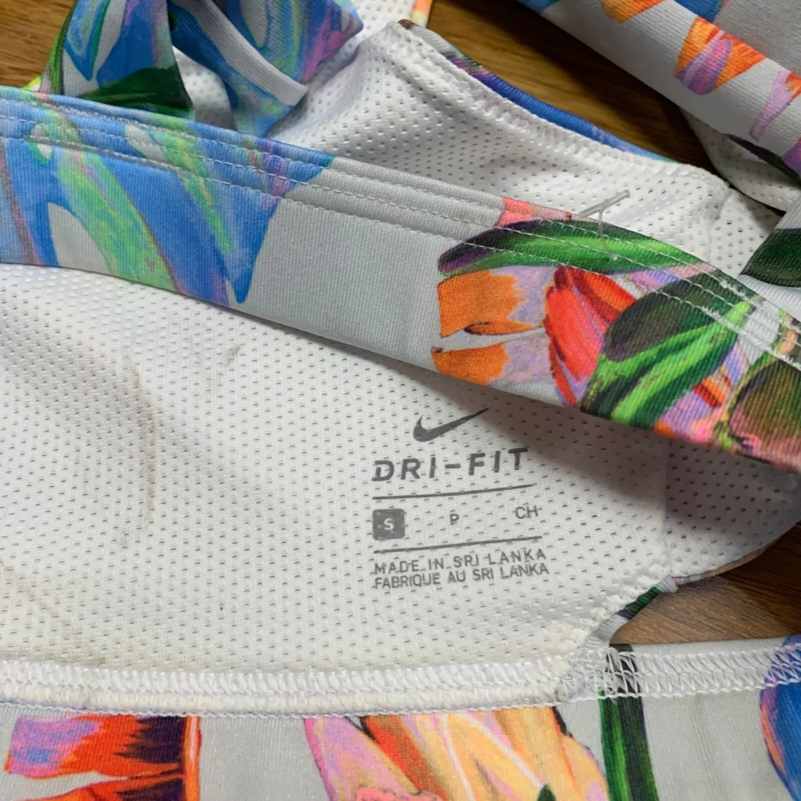 Nike Sports Bra Womens Size‎ Small White Tropical Print Cross Back Dri-FIT Light - Image 3