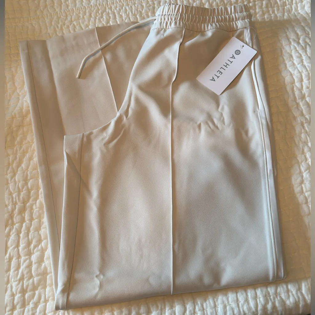 NWT Athleta Endeavor High Rise Relaxed
Pant Size M Cream color - Image 2