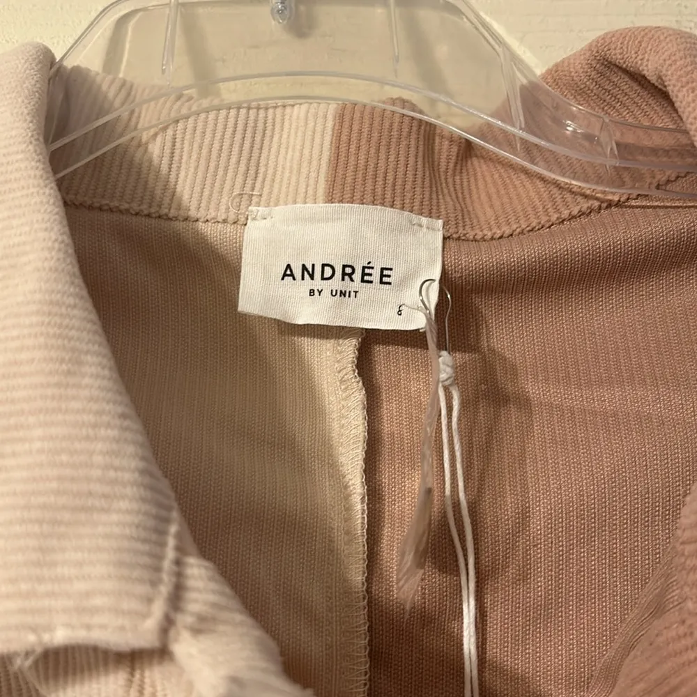 Andree by Unit NWT Andrew By Unit Cream & Mauve Color Split Jacket Small - Image 2