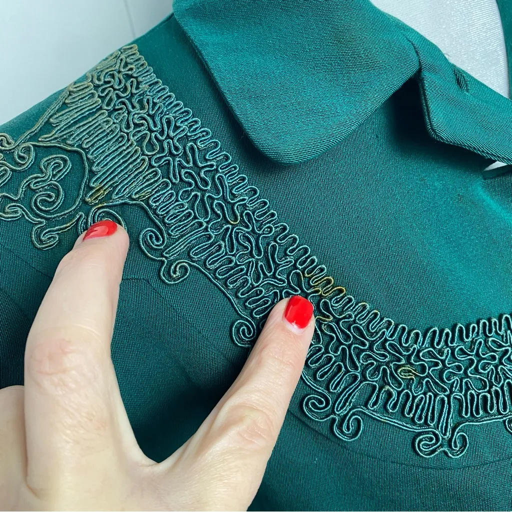 Women’s vintage 1940s emerald green WWII era pinup suit blazer embroidered M - Image 4