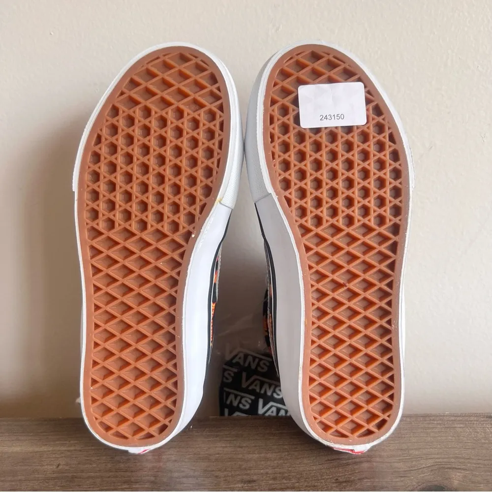 VANS Thraser x Skate Sk8-Hi Allover Thrasher Logo Shoe Size 4 or 6 SKU#243150 - Image 9