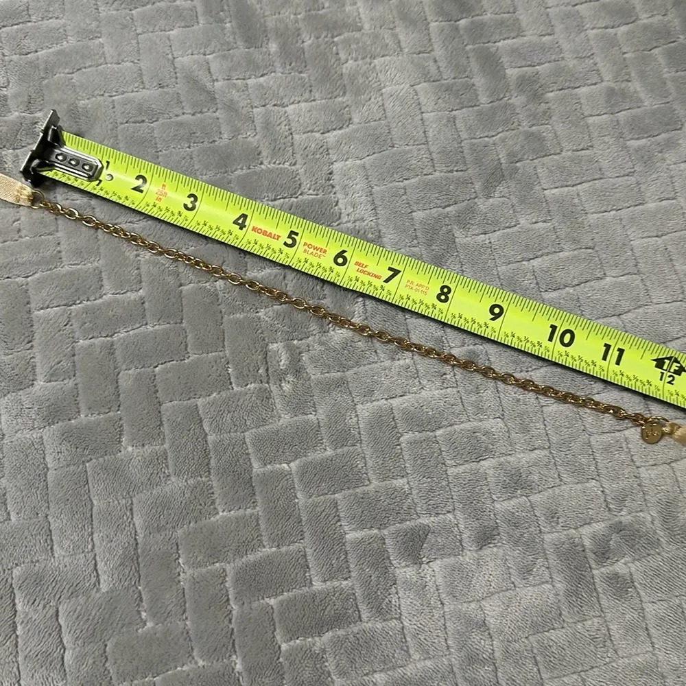 Bracelet j'adore Gold
Chain Ribbon Wrap CD Novelty Rare
NWOT - Image 5