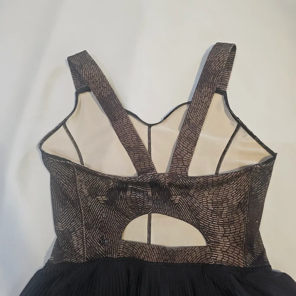 Lululemon City Tank - Image 7