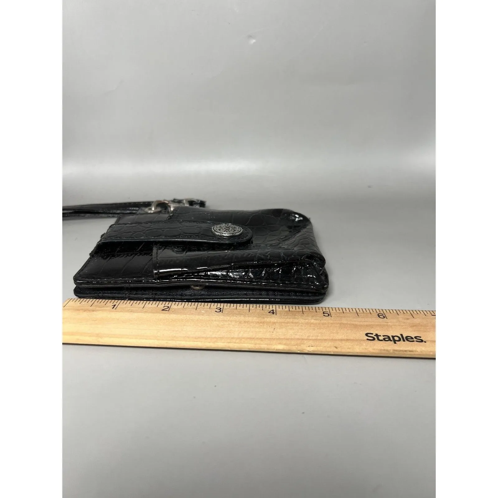 Crocodile Embossed Patent Wristlet Wallet Womens Black ID Window Card Slots - Image 4