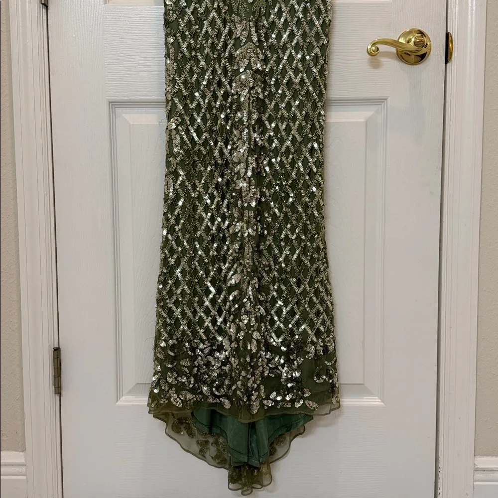 Mac Duggal 4908 Green High Neck Beaded Fringe Fitted Gown Size 6 NWT - Image 9