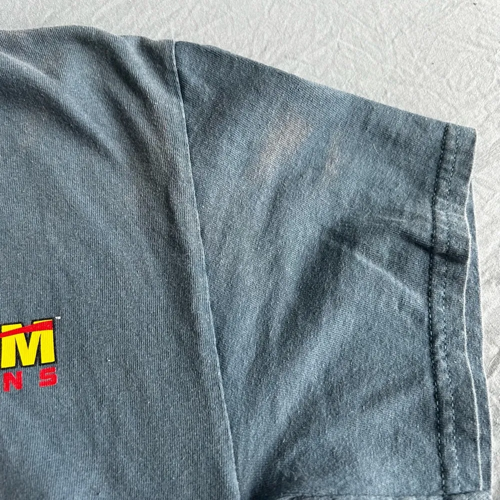 Gildan mecum auctions shirt - Image 4