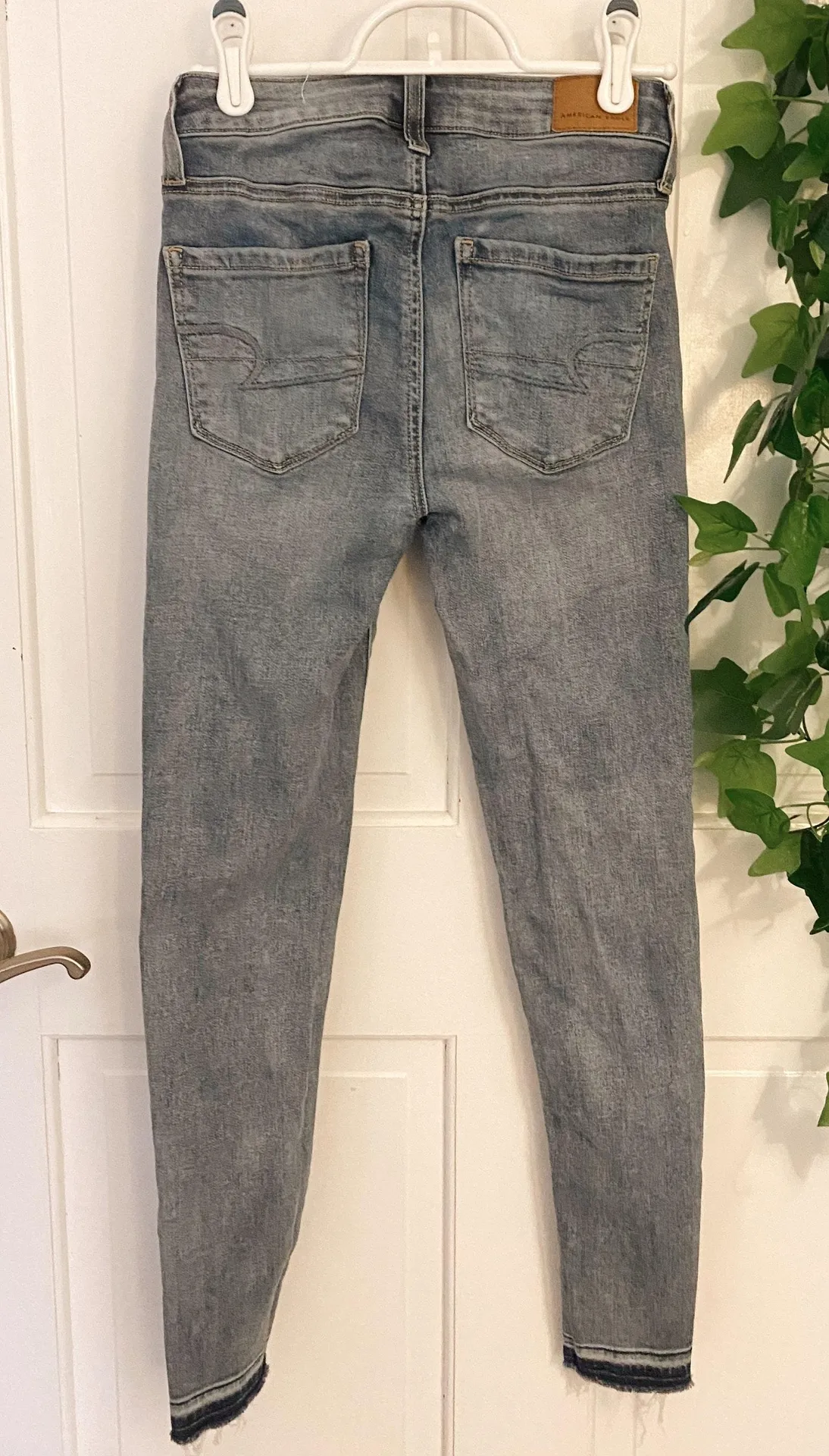 American Eagle Jegging Crops - Image 2