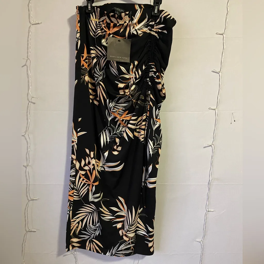 Marc New York Black and Orange Floral Swim Sarong - Image 6