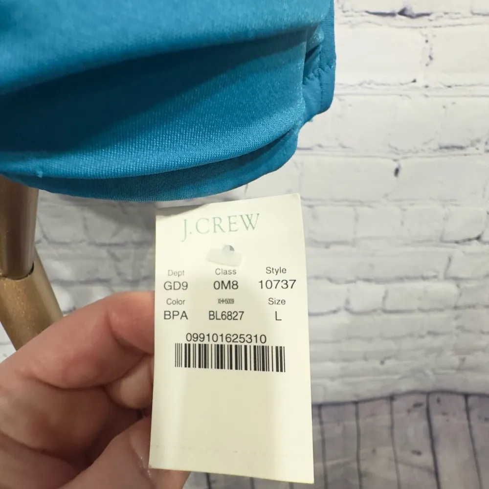 J.Crew Turquoise Twist Front Bikini Top size Large D Cup - Image 3