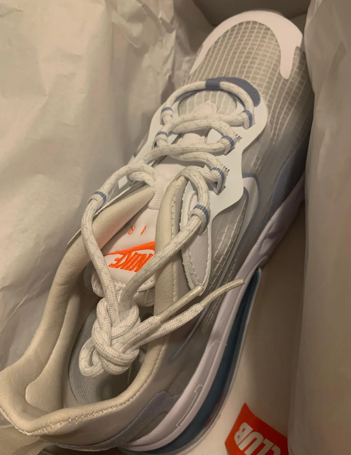 Nike Air Max 270 React - Image 3