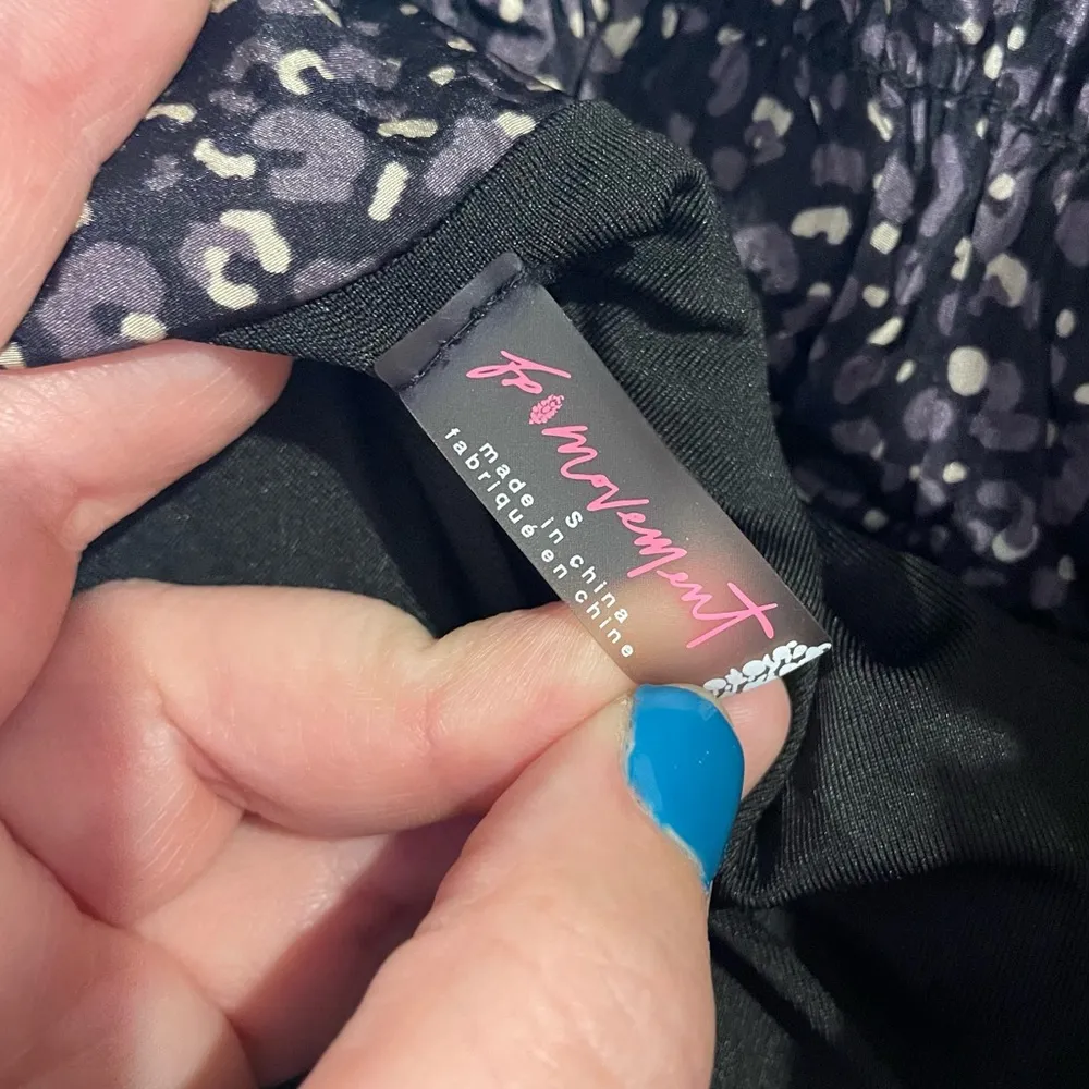 Free people a the Way Home Shorts in Purple and Black Leopard - Size Small - Image 8