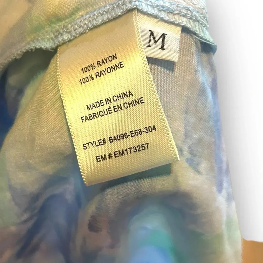 Anthropologie Bella Dahl Paint Brush Stroke Hidden Placket Button Down Top Med - Image 10