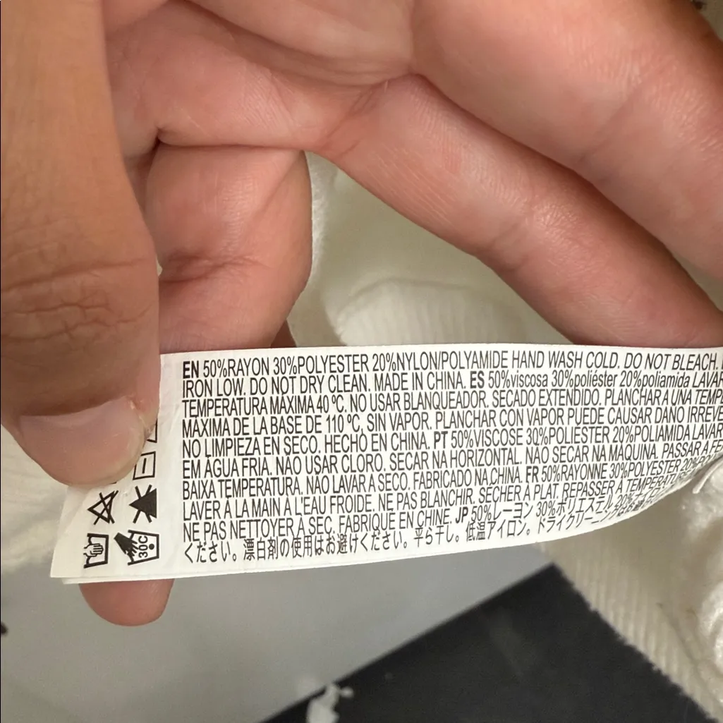 Forever 21 off white Zip-Up Hoodie, small - Image 4