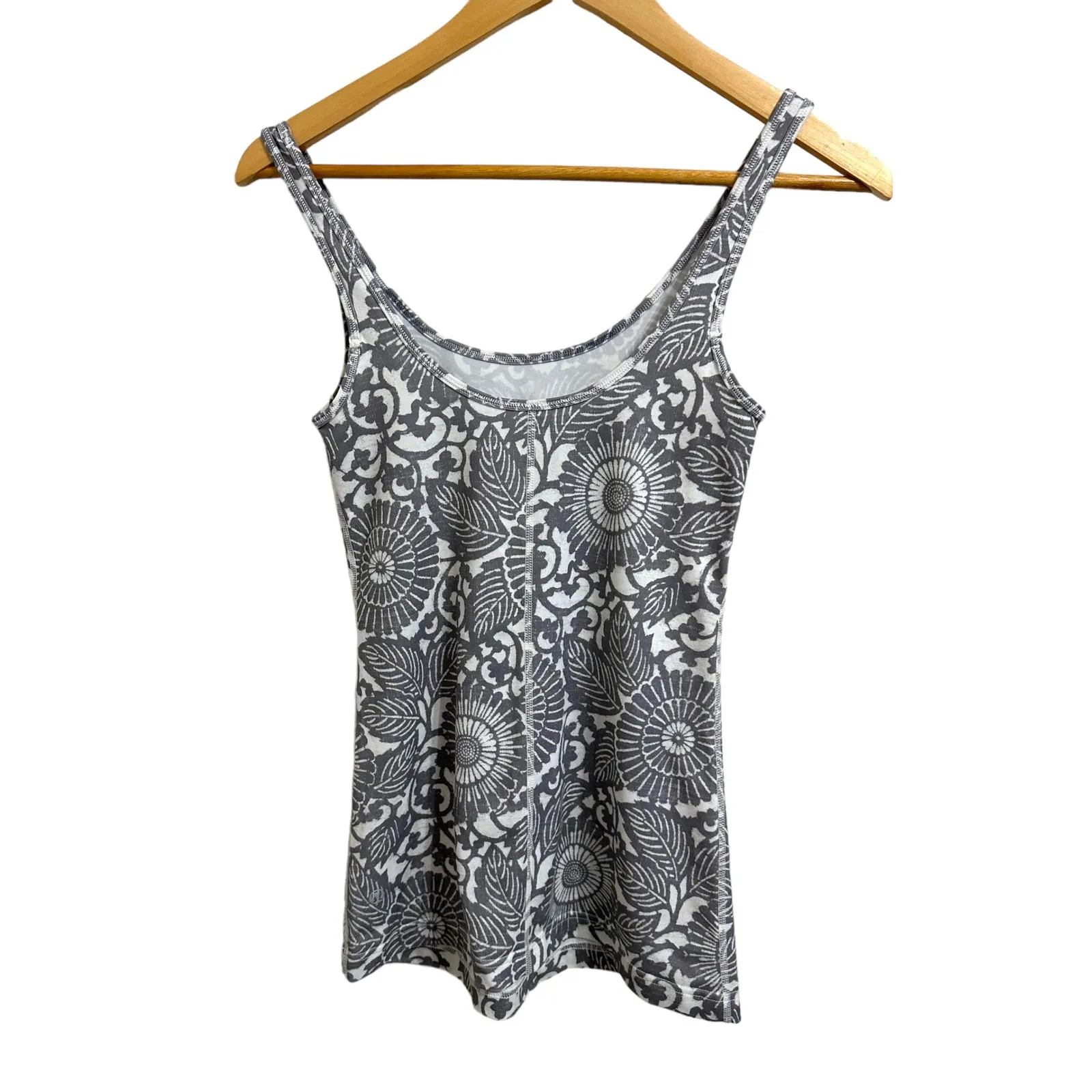 Lululemon Daily Tank‎ Beachy Floral White Fossil Wee Stripe White Fossil size 2 - Image 5