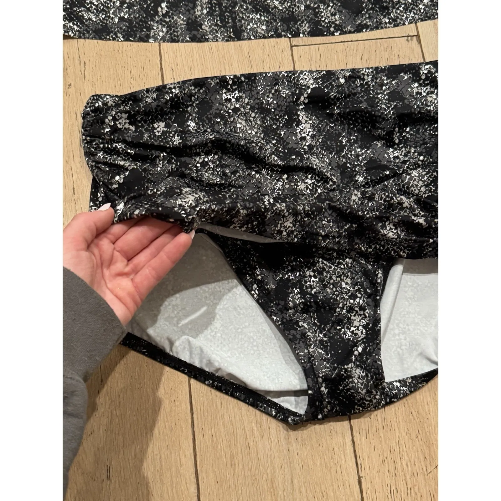 NEW Miraclesuit Black Dragonstone Surplice Underwire Tankini Top 38D & Bottom - Image 5