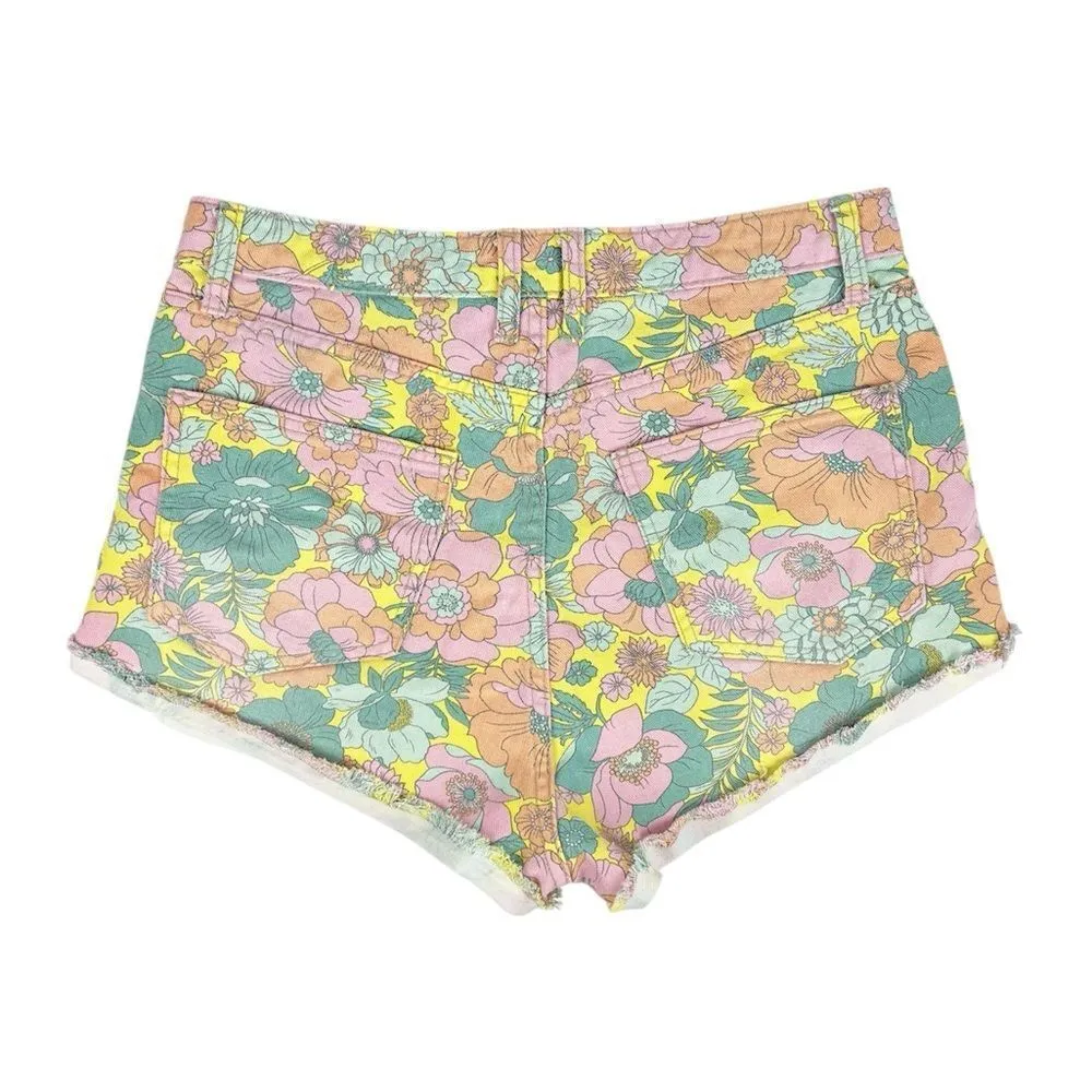 Wild Fable Highest Rise Cheeky 70s Floral Jean Shorts 10 - Image 2