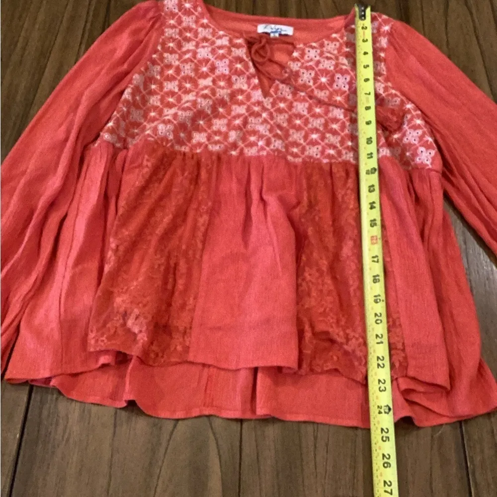 Polagram Rust Red & White Dainty Floral Boho Ballooon Sleeve Peplum Top small - Image 10