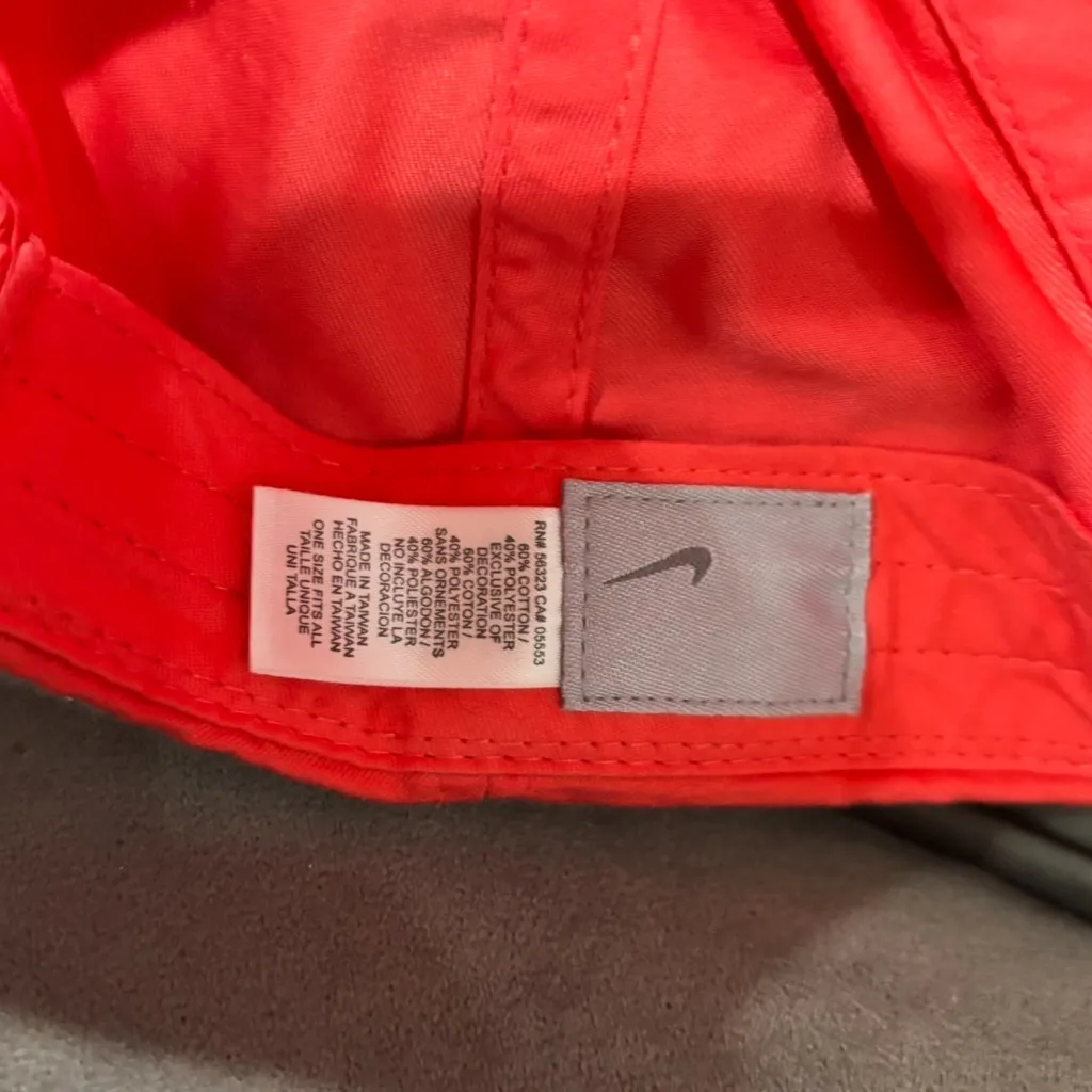Nike  UNIVERSAL Red Coral Baseball Cap Hat - Image 5