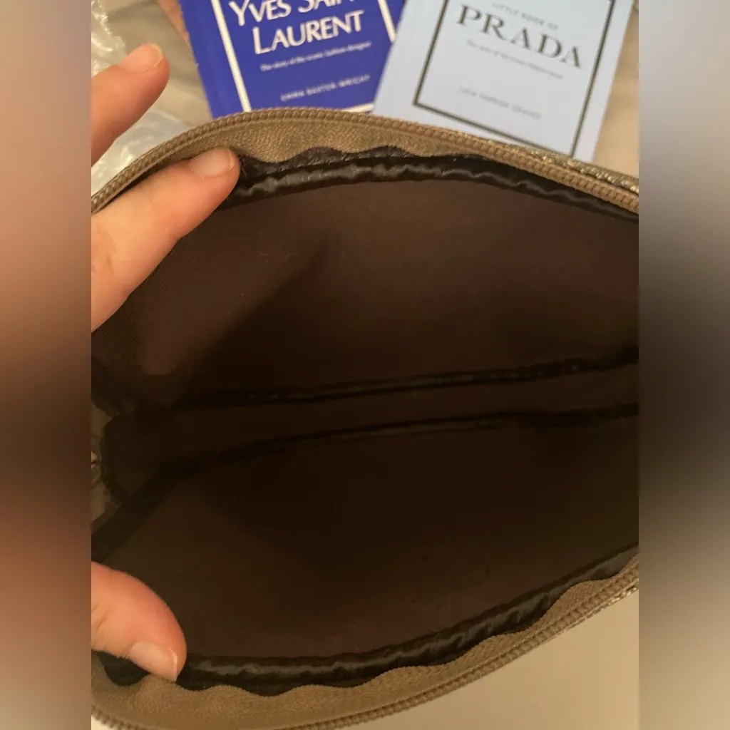 Yves Saint Laurent Vintage Clutch/Toiletry Pouch | Giraffe Print π¦ Pristine! - Image 7